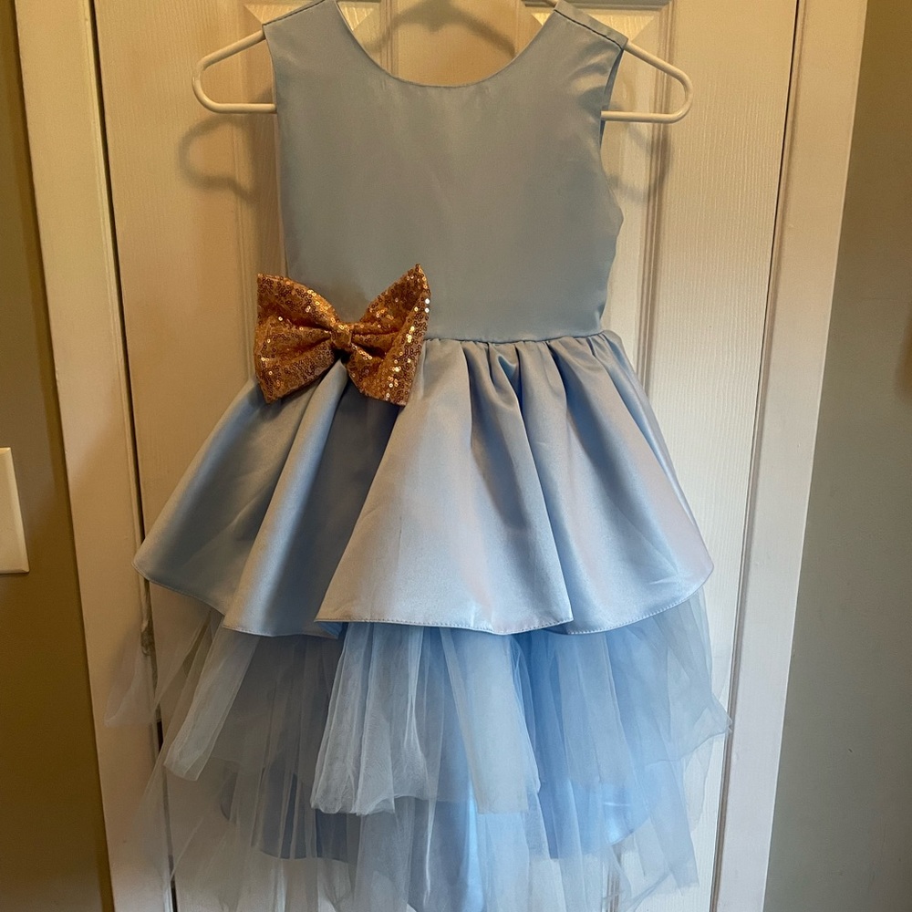 Girls light blue dress size 7/8